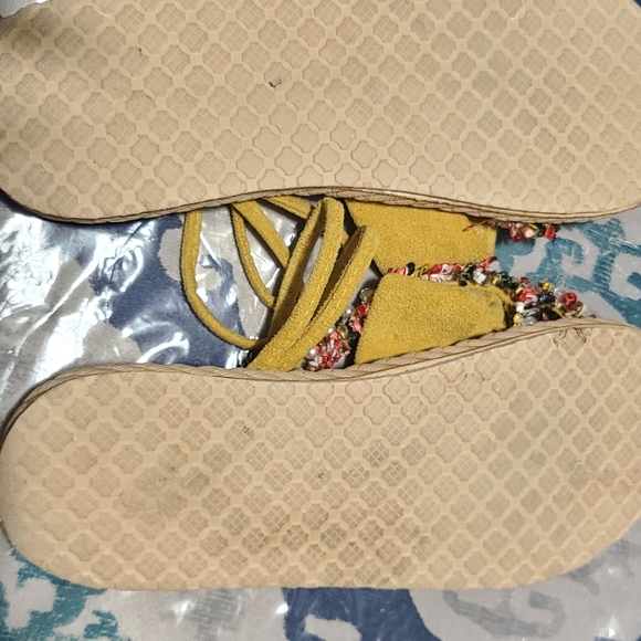 Sandals - Picture 2 of 3